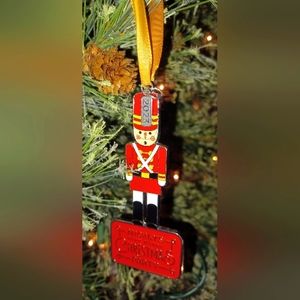 Free Shipping! 2023 Disney Mickey’s Very Merry Christmas Party Ornament …